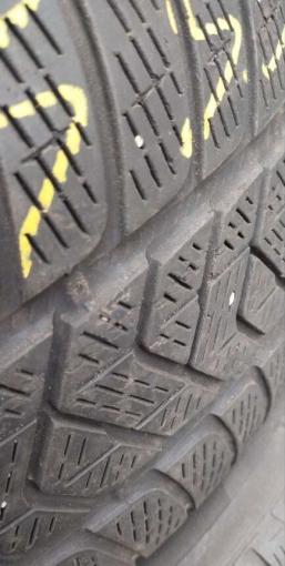 Pirelli Scorpion Winter 255/55 R18