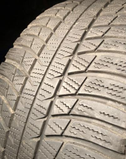 Bridgestone Blizzak LM-001 245/45 R17