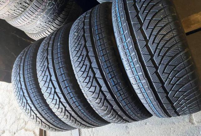 Michelin Pilot Alpin 4 225/45 R18