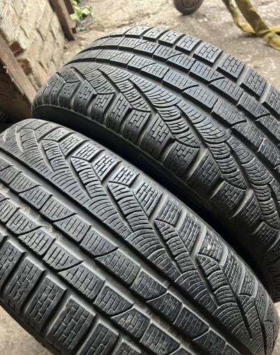 Pirelli Winter Sottozero 210 Serie II 235/50 R19