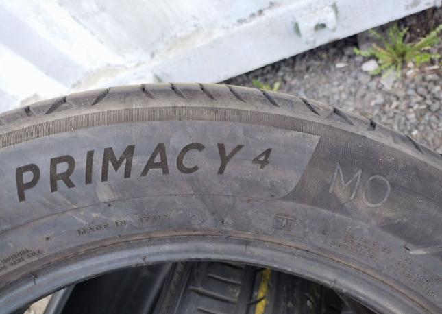 Michelin Primacy 4 235/55 R19