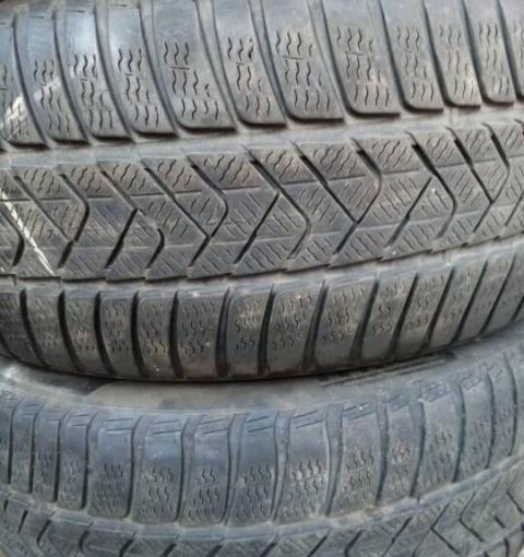 Pirelli Winter Sottozero 3 245/45 R19