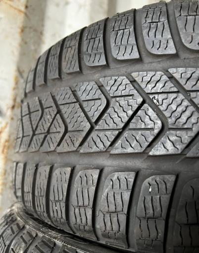 Pirelli Winter Sottozero 3 215/40 R17