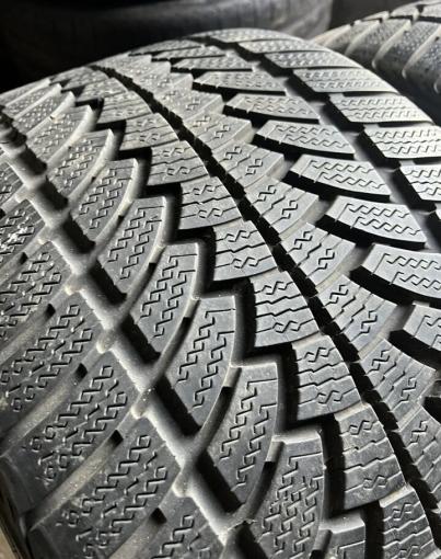 Nokian Tyres WR 295/30 R19