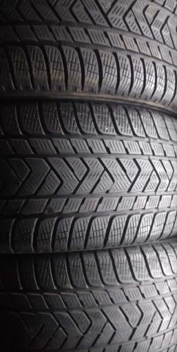 Pirelli Scorpion Winter 275/50 R20