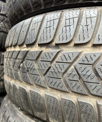 Pirelli Winter Sottozero 3 225/45 R18
