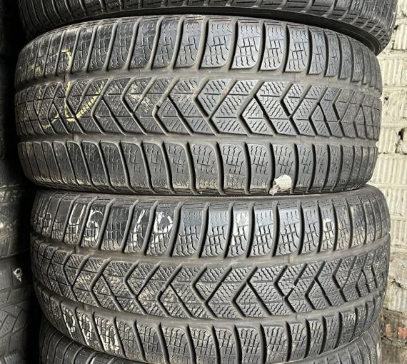 Pirelli Winter Sottozero 3 245/45 R19 V