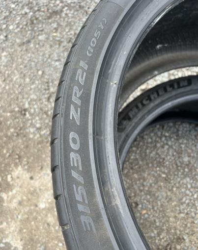 Pirelli P Zero PZ4 315/30 R21