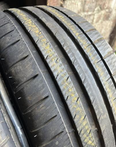 Michelin Pilot Sport 4 245/45 R17