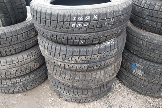 Bridgestone Blizzak Revo GZ 205/60 R16 92Q