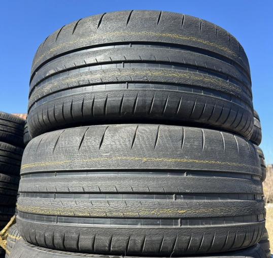 Michelin Pilot Sport Cup 2 245/35 R20 и 305/30 R20