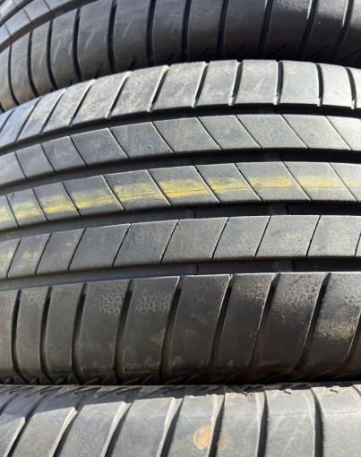 Bridgestone Turanza T005 235/65 R17