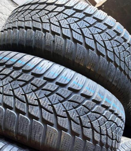 Goodyear UltraGrip Performance 2 225/50 R17