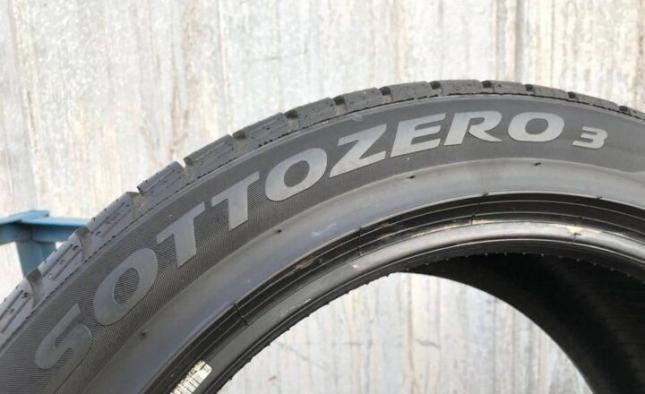 Pirelli Winter Sottozero 3 245/45 R18 V