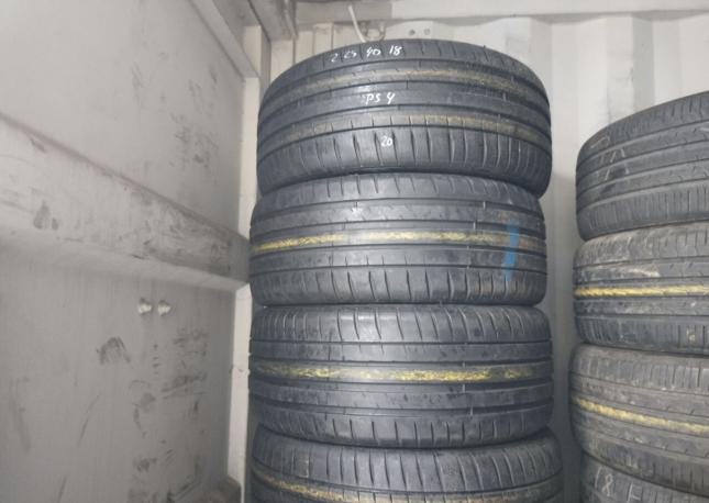 Michelin Pilot Sport 4 225/40 R18