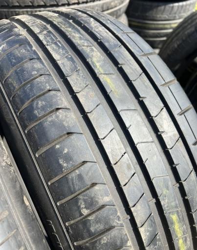 Pirelli P Zero PZ4 235/50 R20