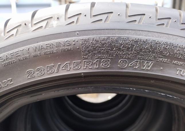 Bridgestone Turanza T005A 235/45 R18