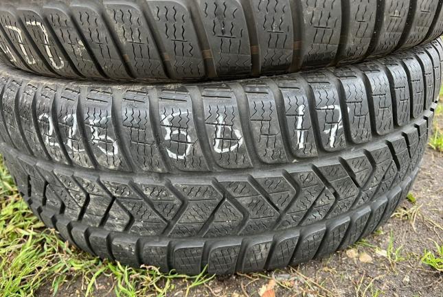 Pirelli Winter Sottozero 3 225/50 R17