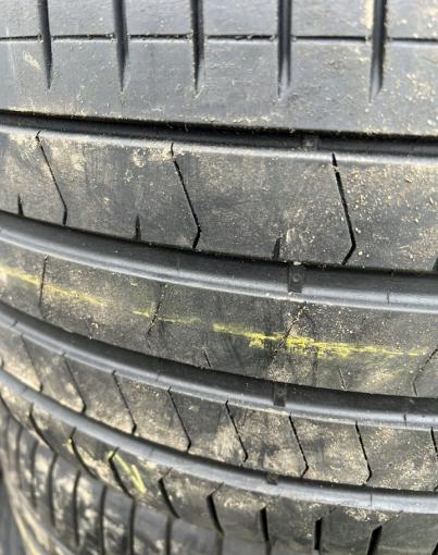 Pirelli P Zero PZ4 275/30 R21