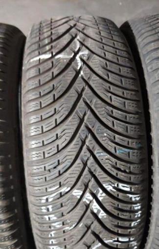 Kleber Krisalp HP3 215/60 R16