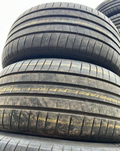 Bridgestone Turanza T005 285/35 R22