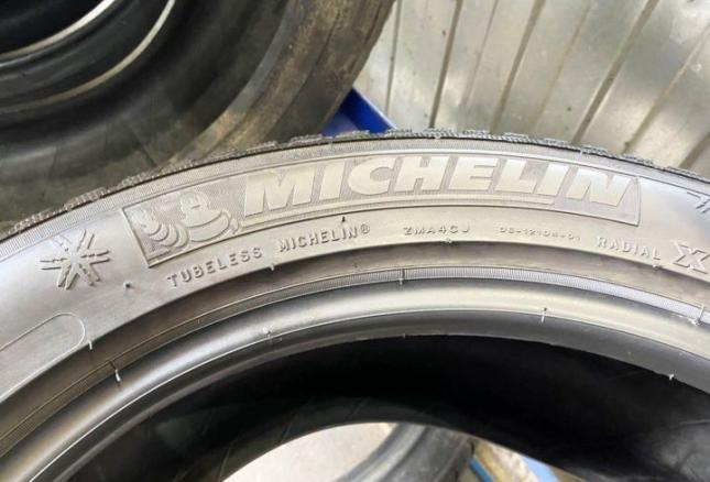 Michelin Alpin 5 215/65 R17