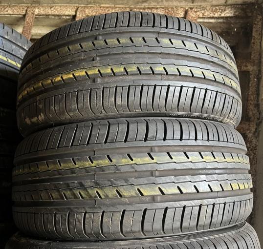 Yokohama Bluearth ES32 205/40 R17