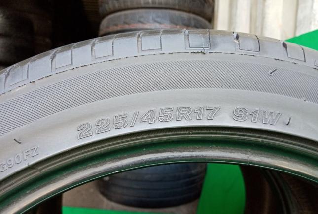 Bridgestone Turanza GR90 225/45 R17