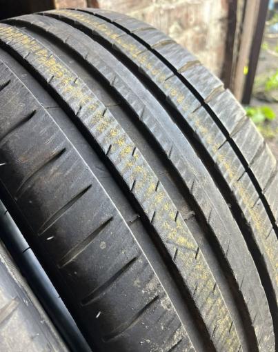 Michelin Pilot Sport 4 245/45 R17