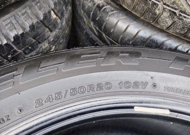 Bridgestone Dueler H/L 400 245/50 R20
