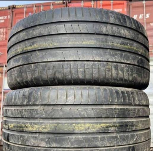 Pirelli P Zero PZ4 265/35 R21 и 305/30 R21