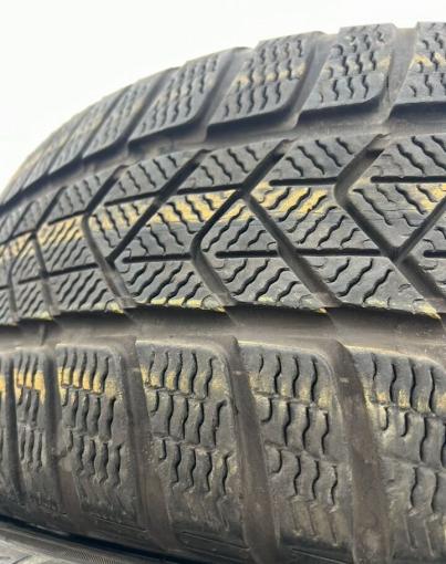 Pirelli Winter Sottozero 3 225/40 R19