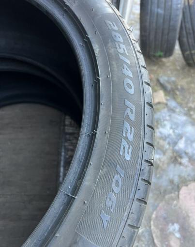 Pirelli P Zero PZ4 285/40 R22