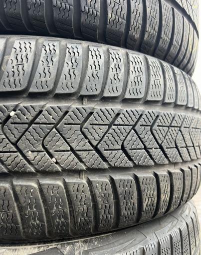Pirelli Winter Sottozero 3 235/50 R19