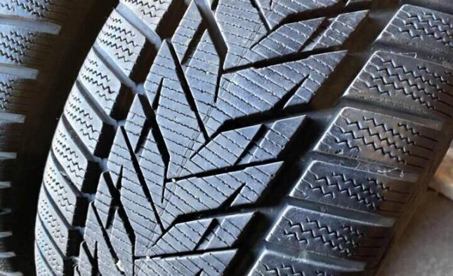 Vredestein Wintrac Xtreme S 225/45 R19
