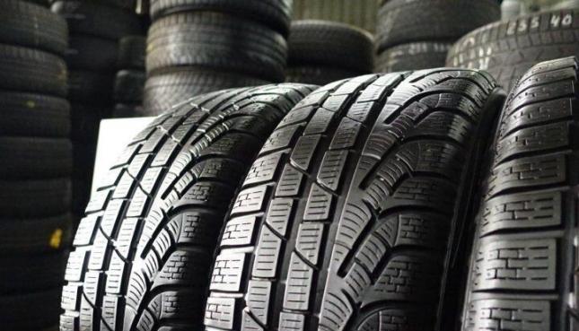 Pirelli Winter Sottozero 210 225/60 R17