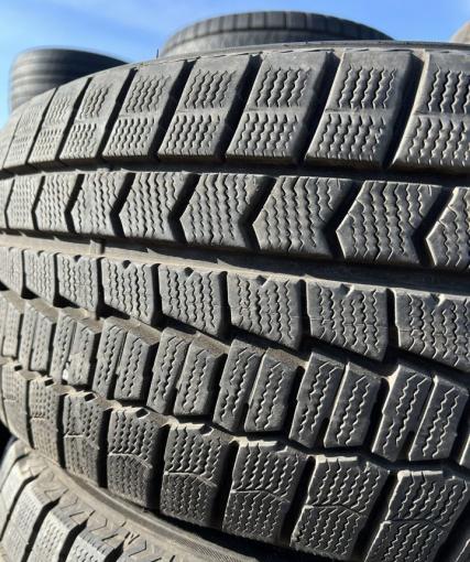 Dunlop Winter Maxx WM02 235/50 R18
