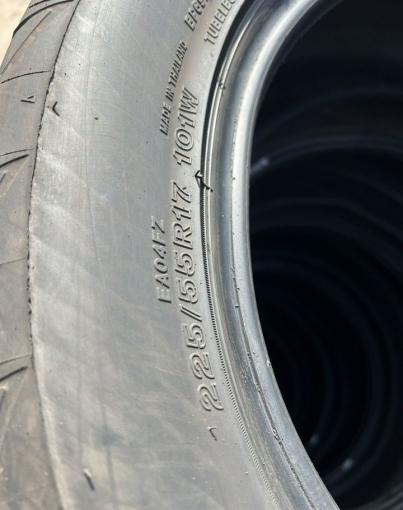 Bridgestone Potenza Adrenalin RE004 225/55 R17