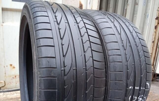 Bridgestone Potenza RE050A 225/40 R19