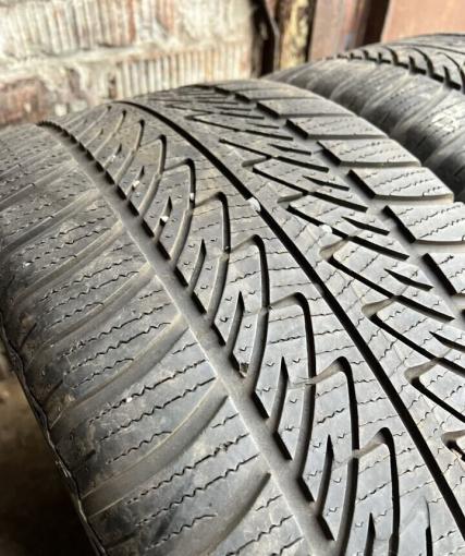 Goodyear UltraGrip 8 Performance 285/45 R20 V