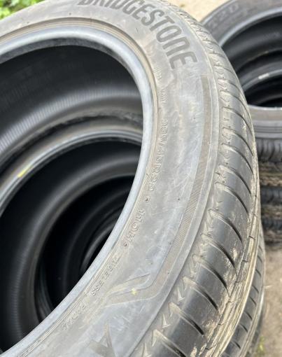 Bridgestone Alenza 001 285/45 R22