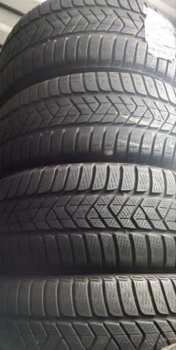 Pirelli Winter Sottozero 3 225/40 R18