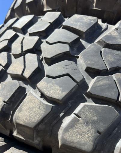 Bfgoodrich Mud-Terrain T/A KM2 255/75 R17