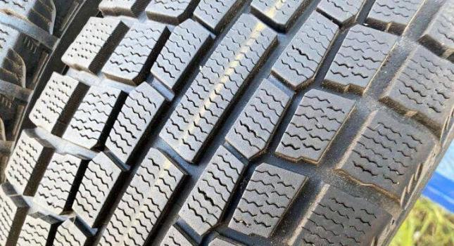 Yokohama Ice Guard IG20 215/60 R17