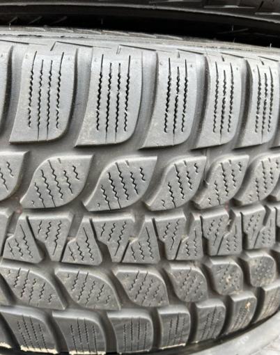 Bridgestone Blizzak LM-25 225/40 R19