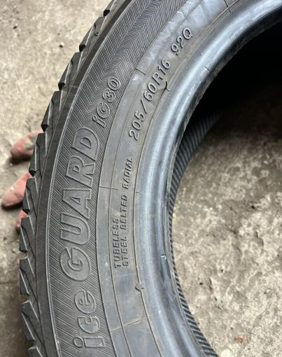 Yokohama Ice Guard IG30 205/60 R16 V