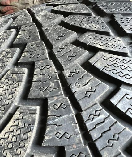 Nokian Tyres WR 295/30 R19