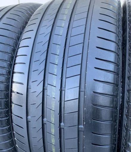 Bridgestone Alenza 001 285/45 R22