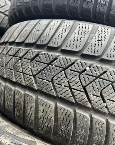Pirelli Winter Sottozero 3 235/50 R19