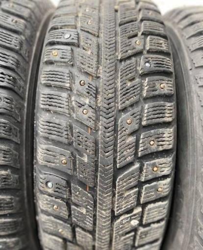 Kumho I&#39;Zen KW22 225/55 R17